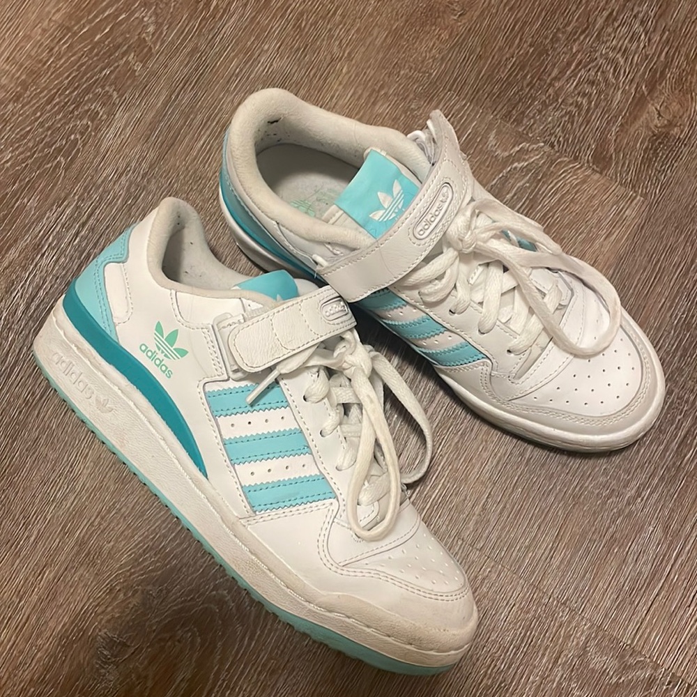 Really good condition adidas with Velcro strap